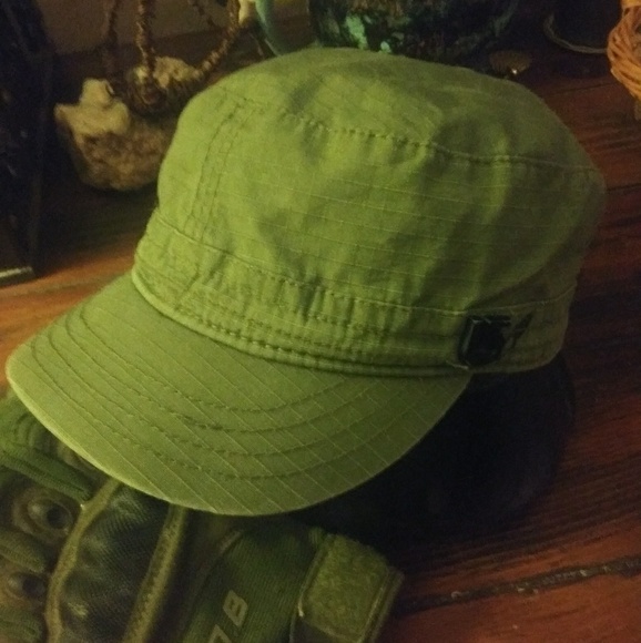 burton snowboard hat
